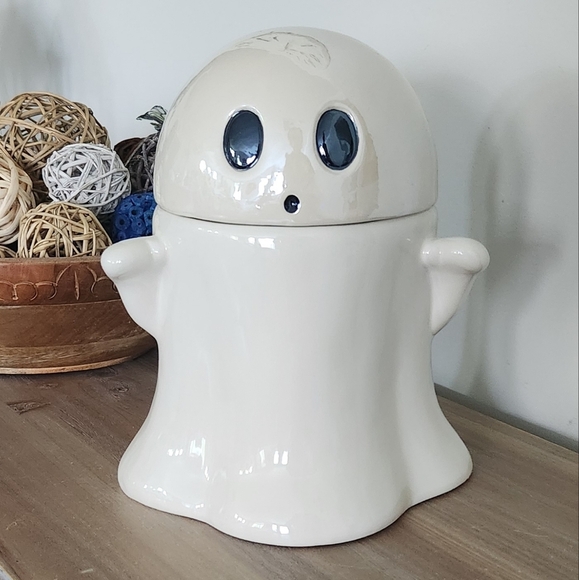 👻 Charming 10” White Ghost Ceramic Jar – Perfect Halloween Decor (New) - Picture 3 of 12
